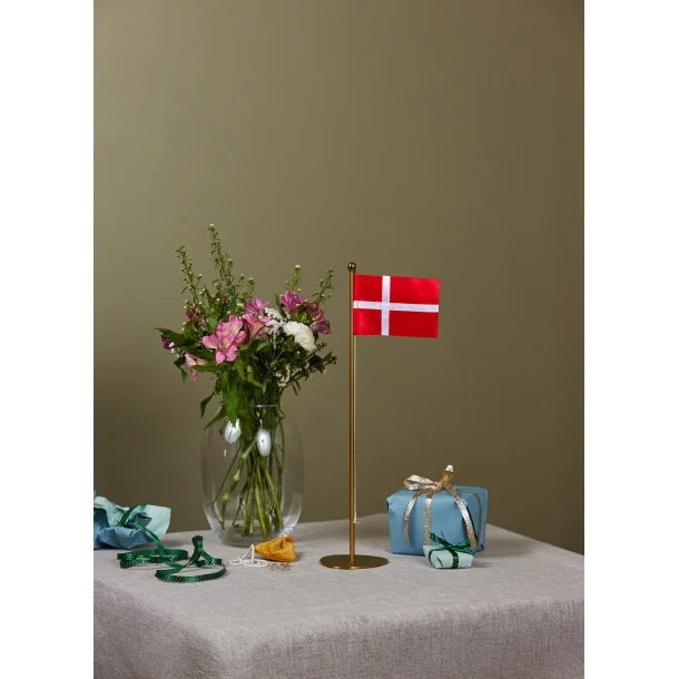 Piet Hein -  Messing Bordflag med Dannebrog (50 cm)